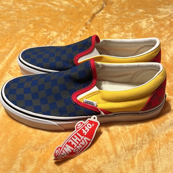 Brand New Checkered Slip on Vans - Picture 4 of 7